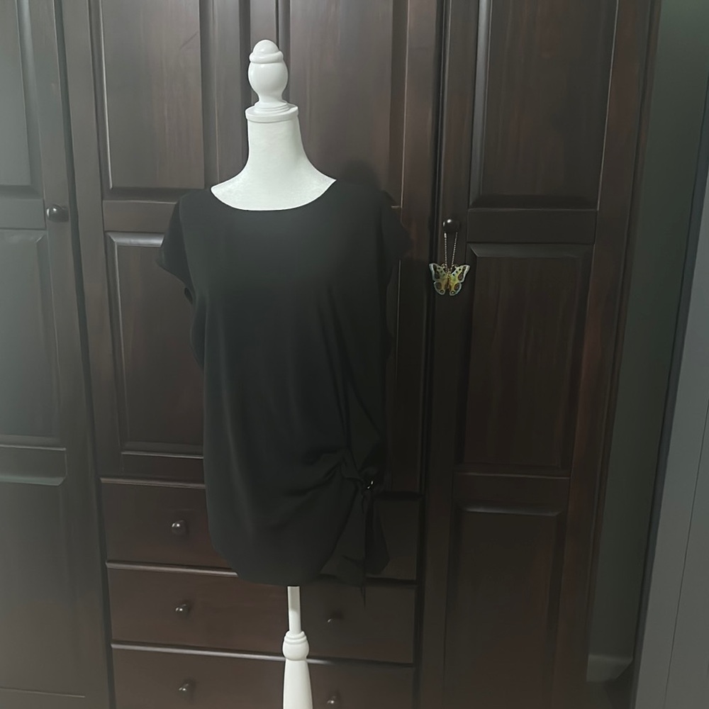Vince Camuto Black Relaxed Short Sleeve T-Shirt